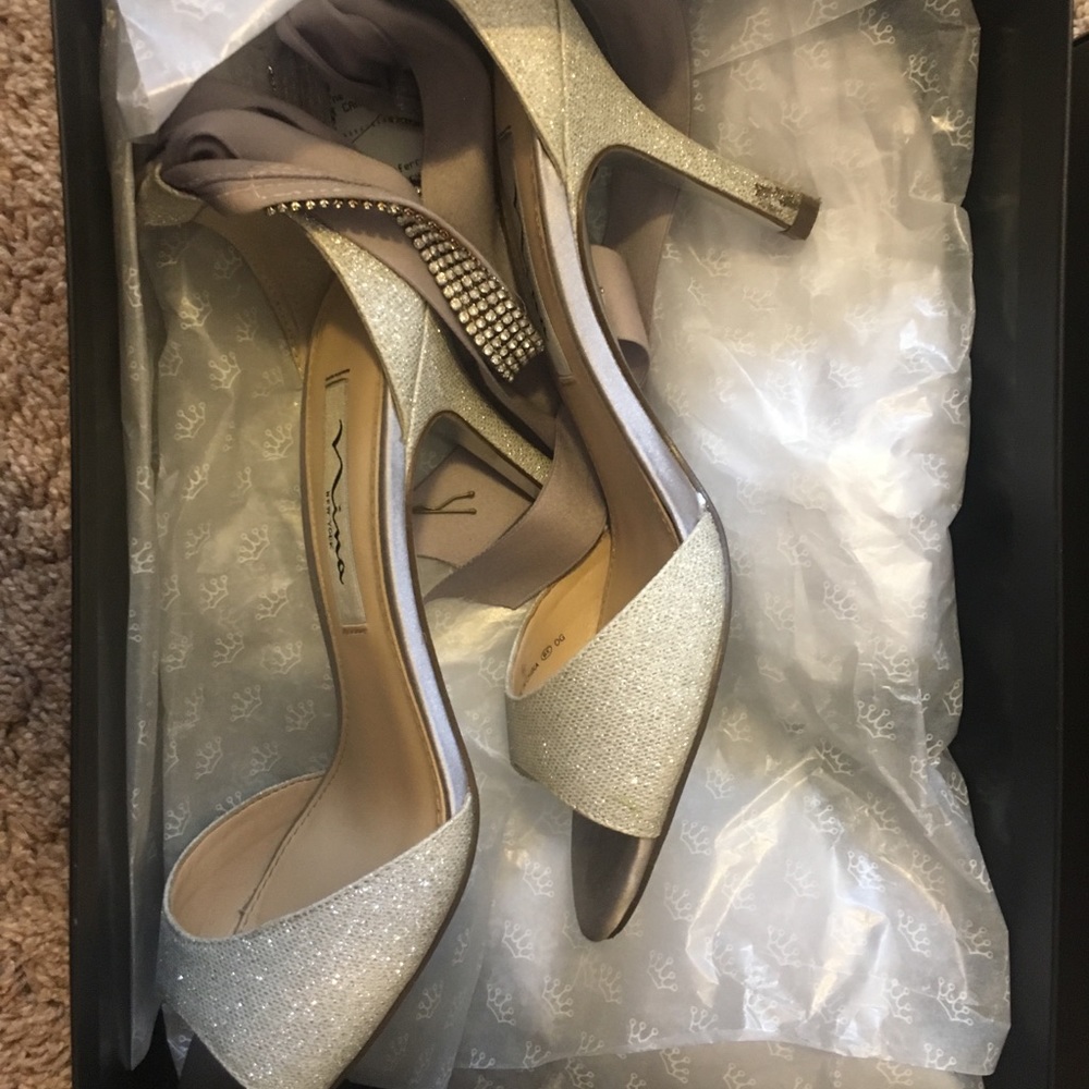 Nina silver glam heels